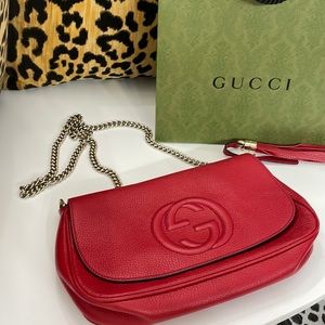 Gucci
Soho Chain Crossbody Bag Leather Medium
